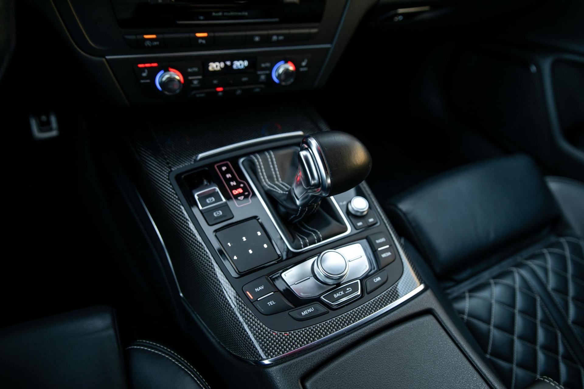 39149372-26.jpg