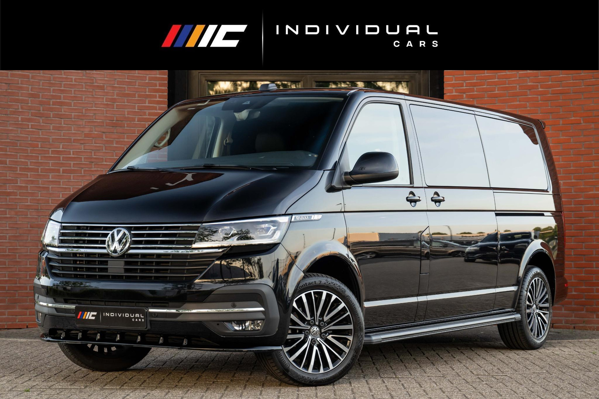 54601341-0.jpg